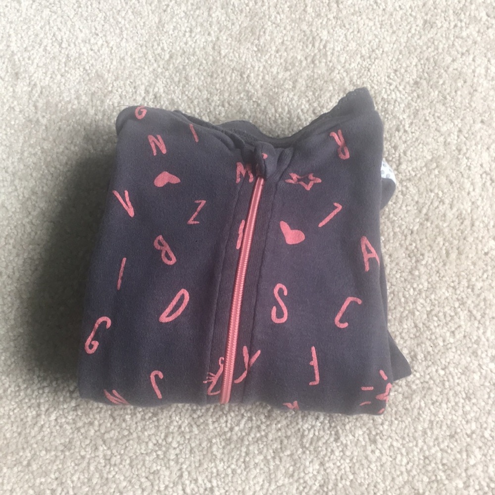 ⚡️$4 FLASH SALE⚡️ Alphabet Pajama Zipper 18-24